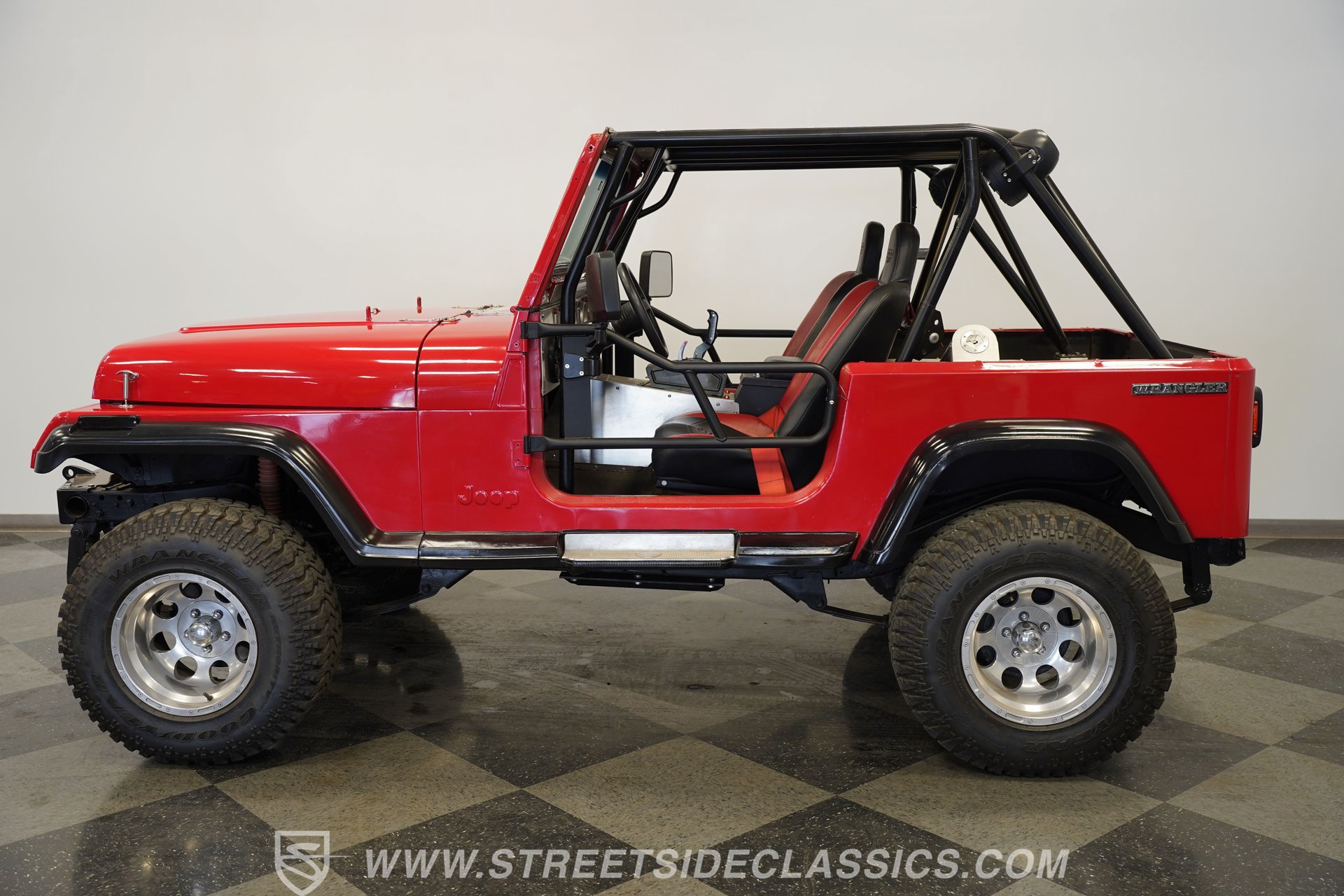 Used 1989 Jeep Wrangler 4WD image 2