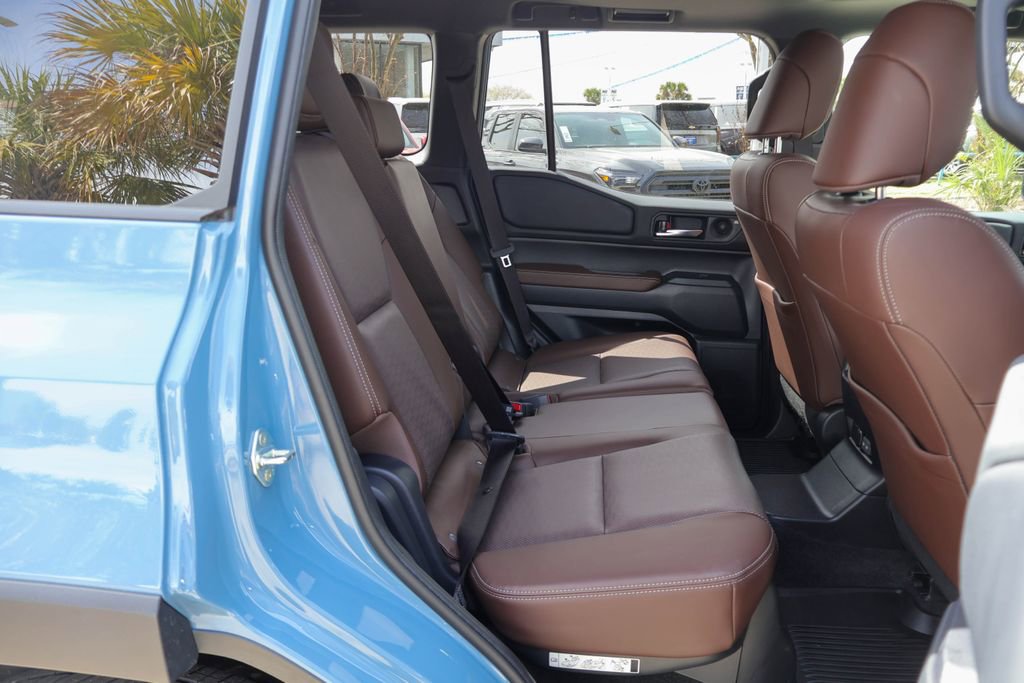 Used 2025 Toyota Land Cruiser w/ Premium Package AWD/4WD image 11