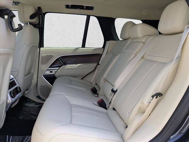 New 2026 Land Rover Range Rover SE AWD/4WD image 13
