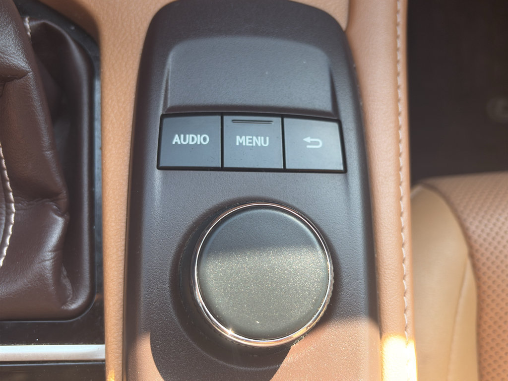 Used 2018 Lexus ES 350 w/ Premier Package FWD image 24
