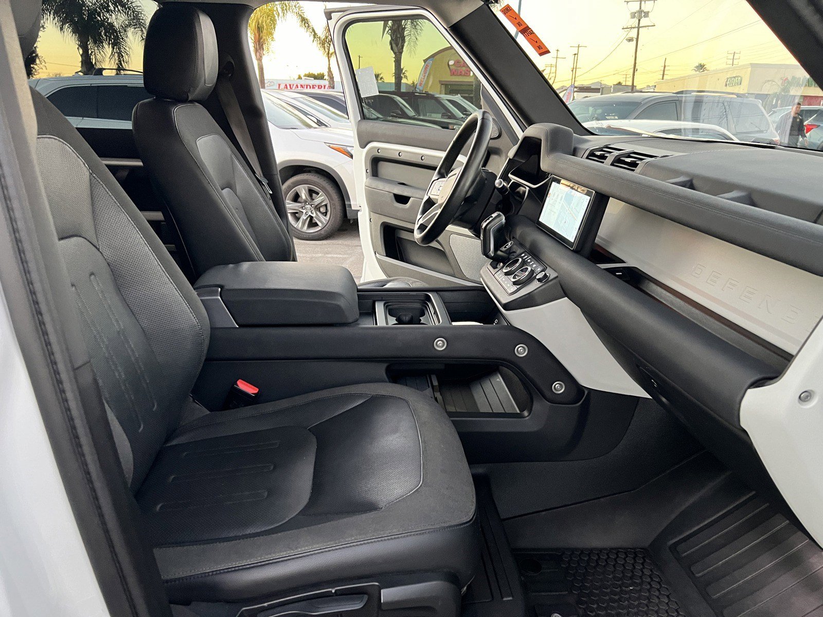 Used 2020 Land Rover Defender 110 S AWD/4WD image 30