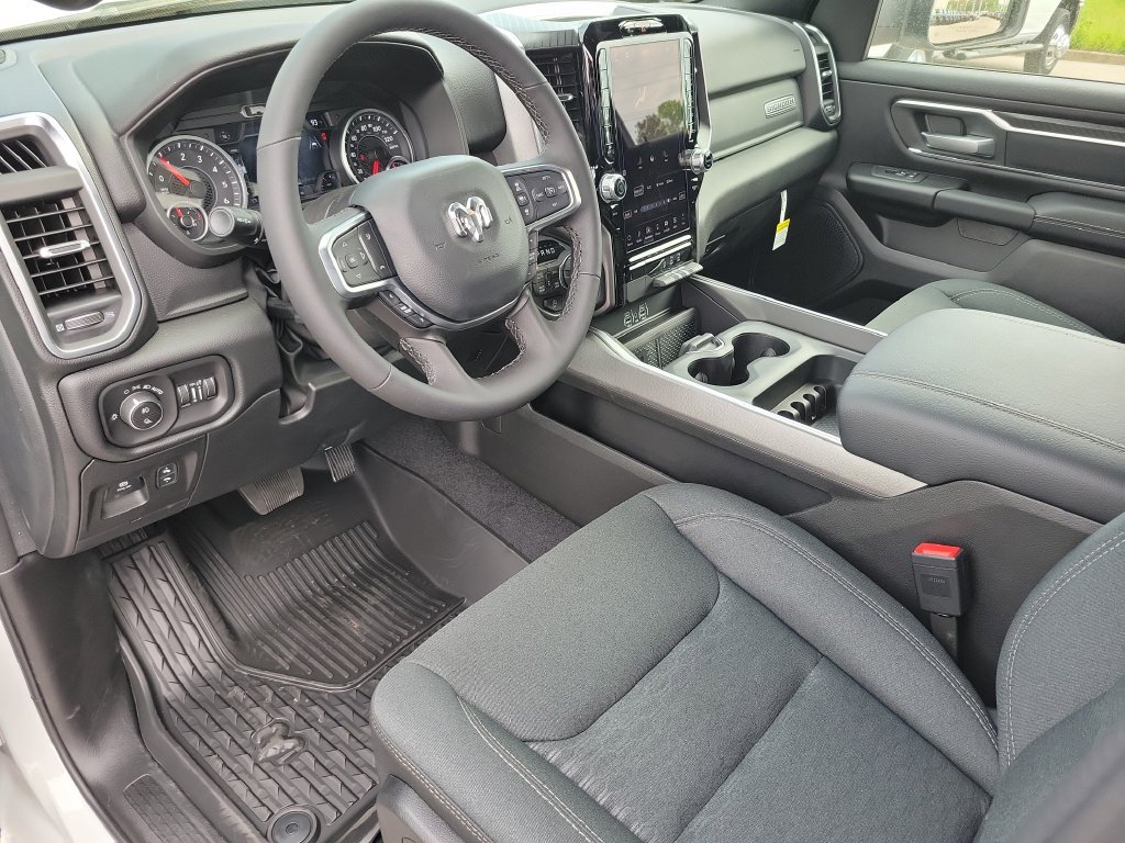New 2026 RAM 1500 Big Horn AWD/4WD image 19