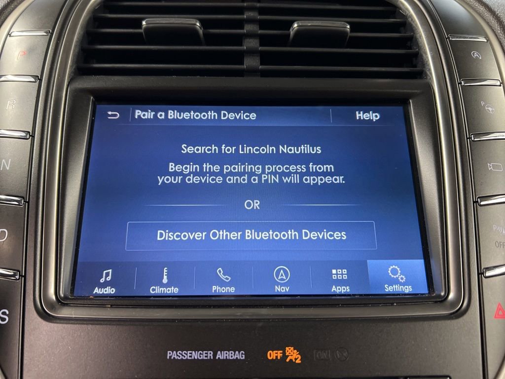 Certified 2020 Lincoln Nautilus Reserve w/ Equipment Group 201A AWD/4WD image 10
