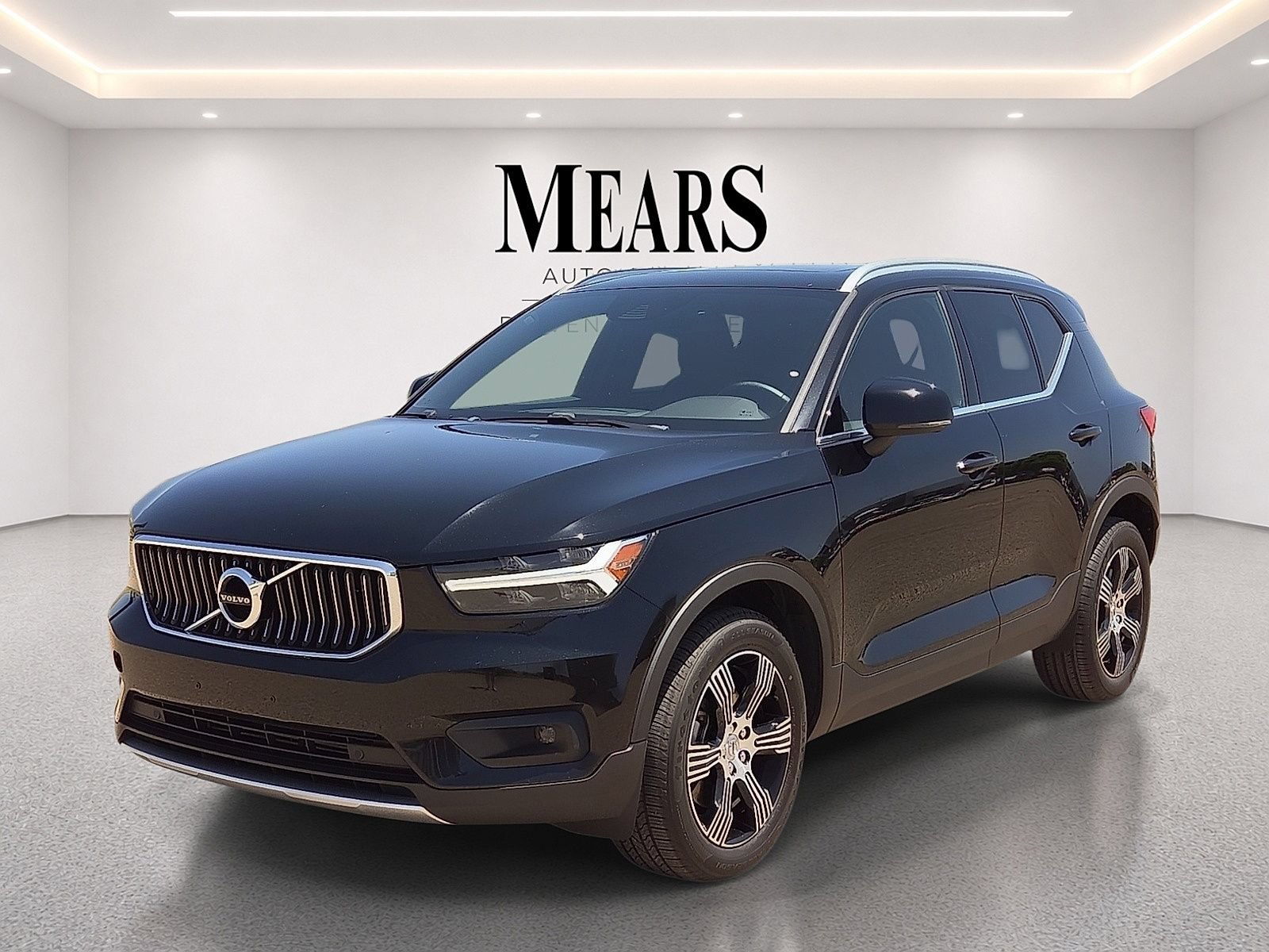 Used 2021 Volvo XC40 T4 Inscription