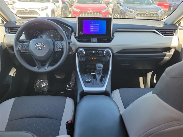Used 2024 Toyota RAV4 XLE image 7