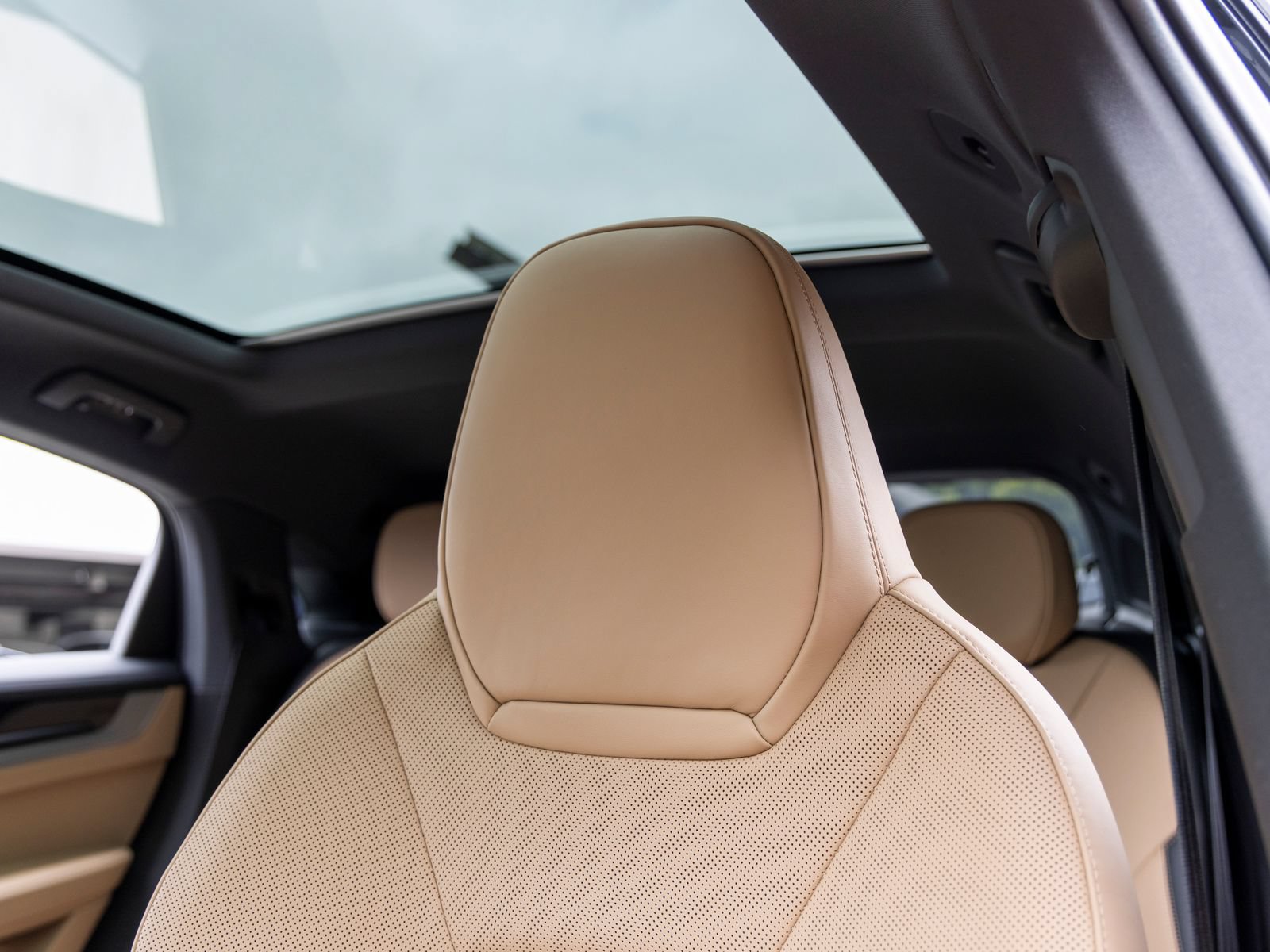 New 2026 Porsche Cayenne S AWD/4WD image 33