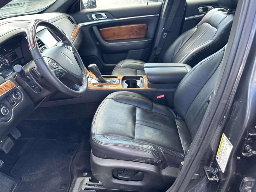 Used 2015 Lincoln MKS AWD w/ Equipment Group 101A image 19