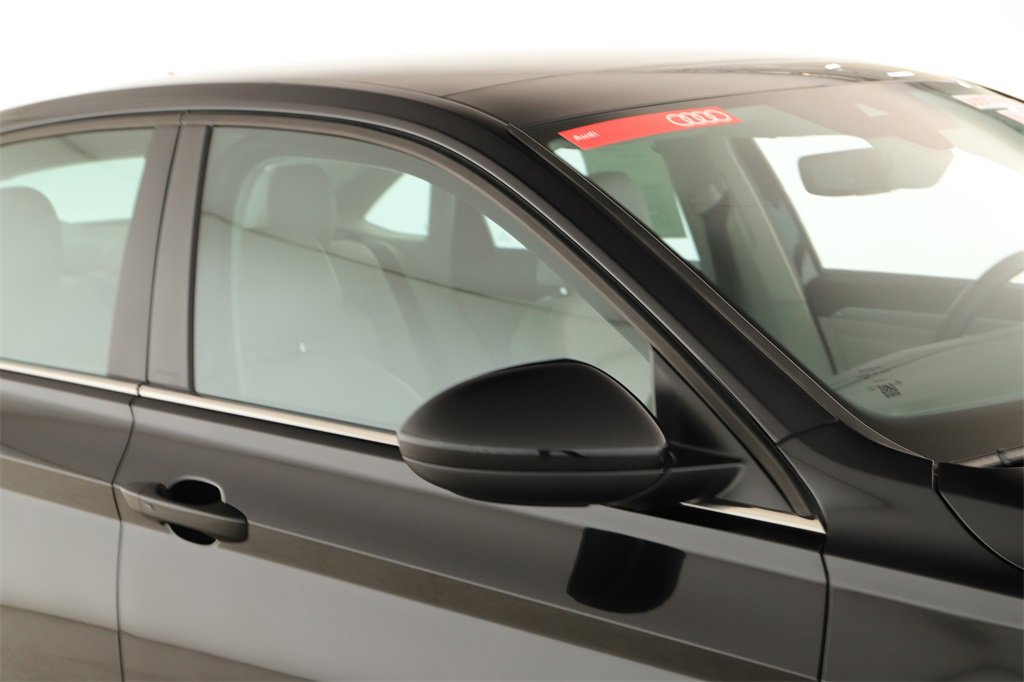 Used 2023 Volkswagen Jetta SE image 34