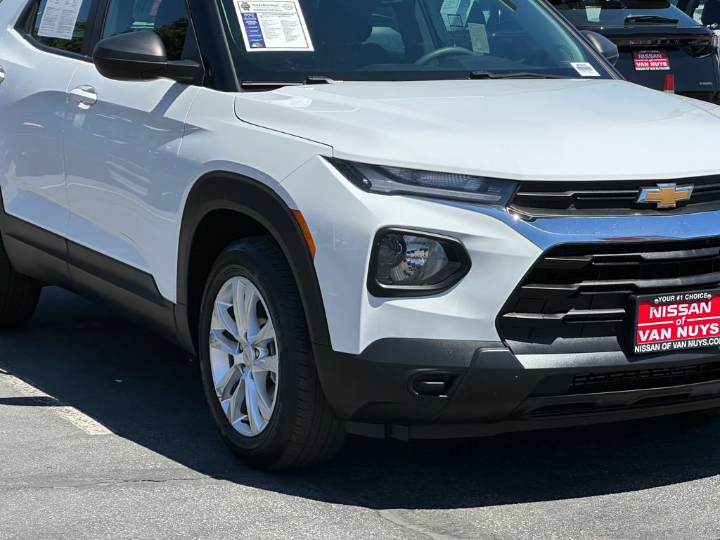 Used 2023 Chevrolet TrailBlazer LS FWD image 11
