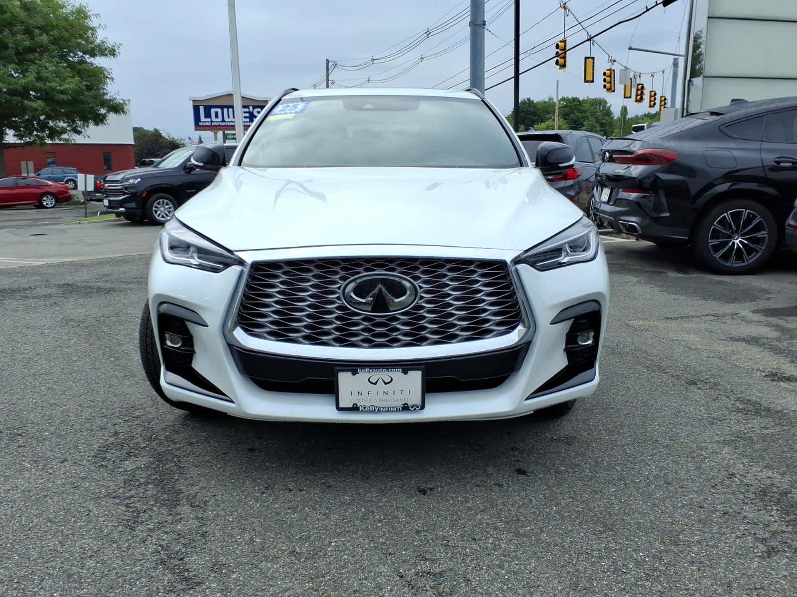 Certified 2025 INFINITI QX55 Luxe w/ Cargo Package AWD/4WD image 2