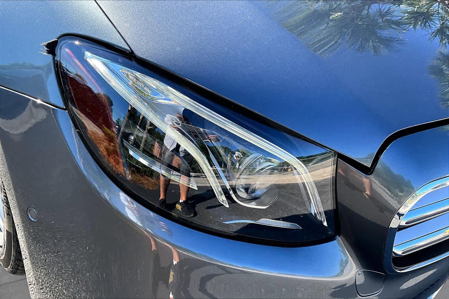 Used 2017 Mercedes-Benz E 400 4MATIC Wagon image 28