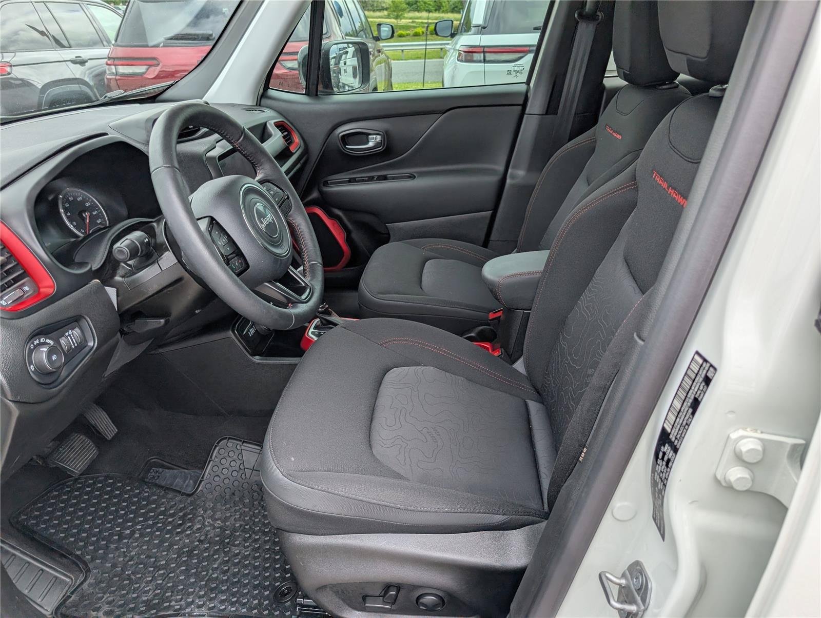 Used 2022 Jeep Renegade Trailhawk w/ Sun/Sound Group AWD/4WD image 15