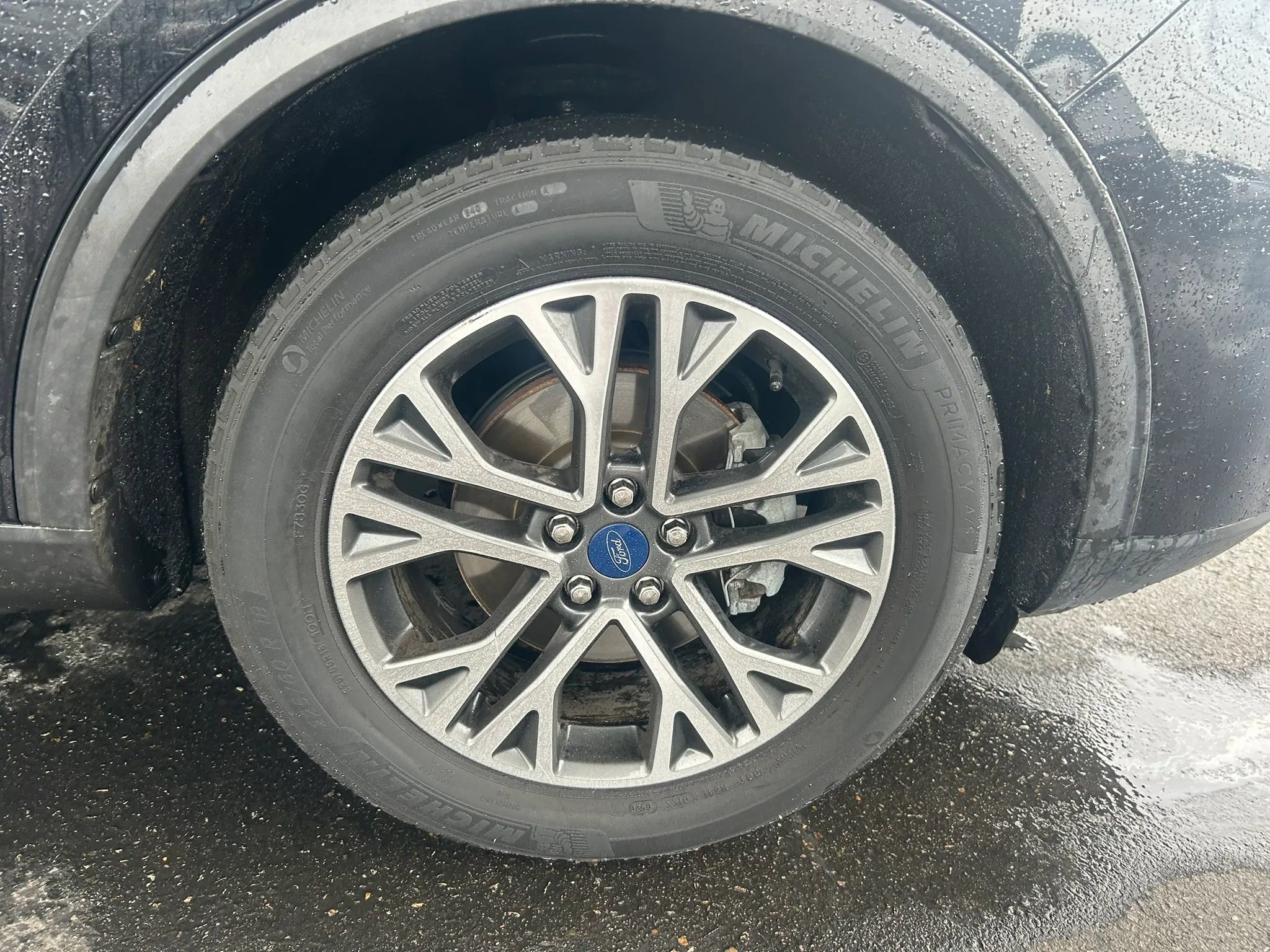 Used 2020 Ford Escape SEL image 3