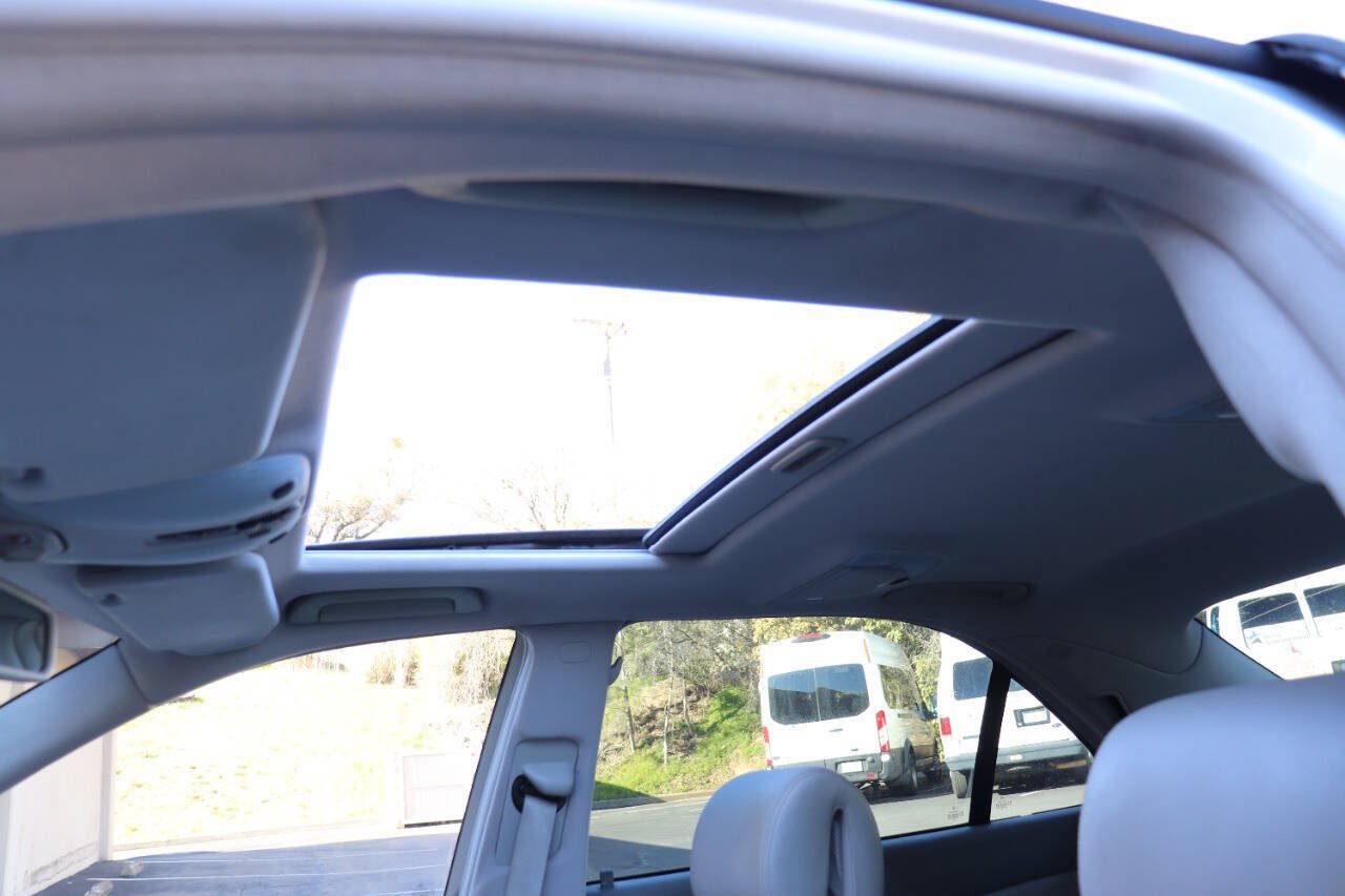 Used 2003 Mercedes-Benz S 500 4MATIC image 28