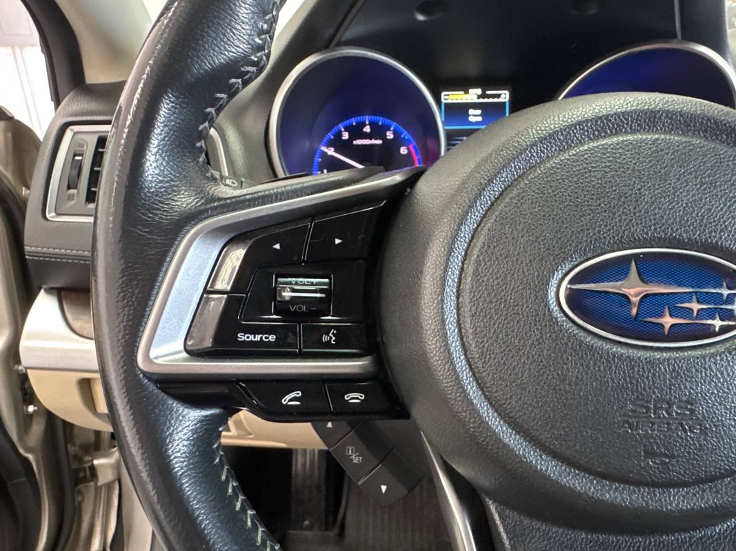 Used 2018 Subaru Outback 2.5i Limited AWD/4WD image 12