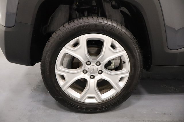 Certified 2022 Jeep Renegade Limited image 25