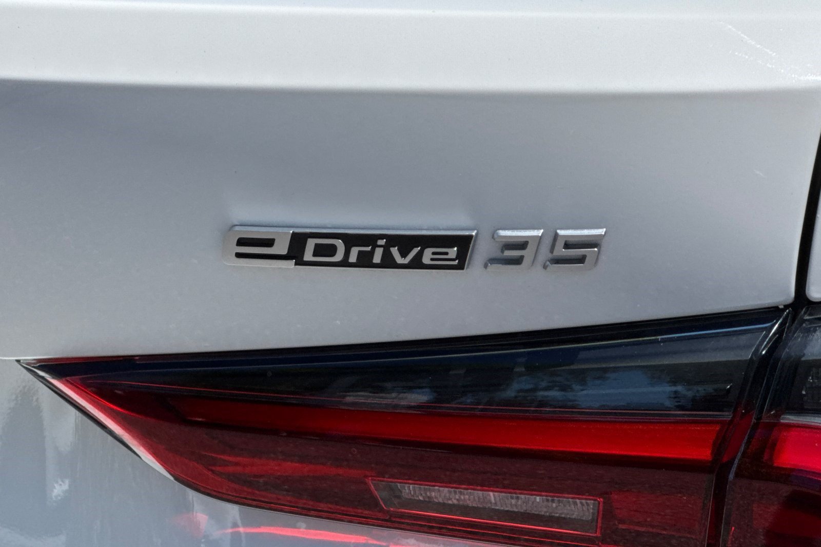 Certified 2023 BMW i4 eDrive35 w/ Premium Package RWD image 29