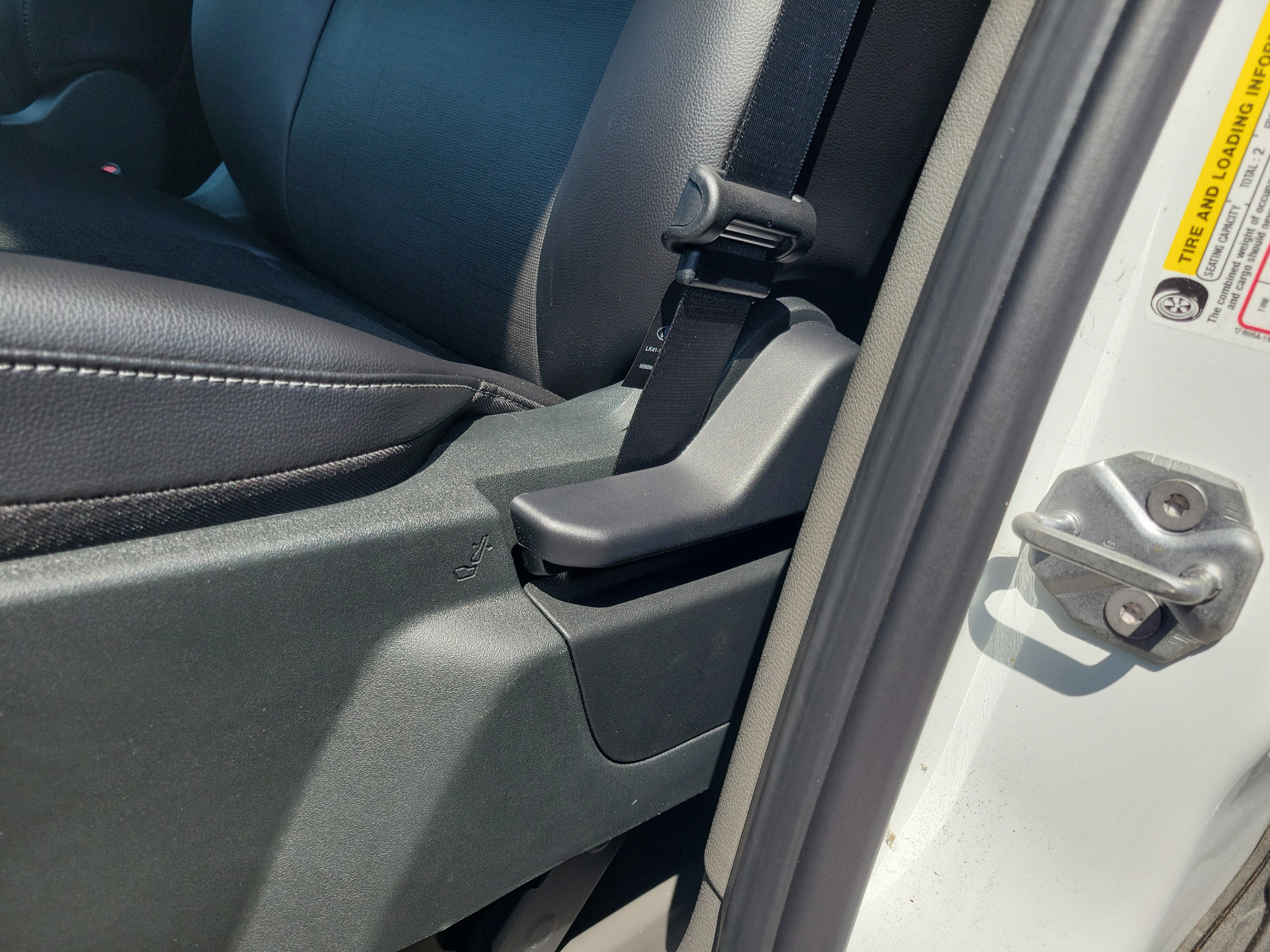 New 2026 Ford Transit 250 148 High Roof Extended w/ Load Area Protection Package RWD image 17