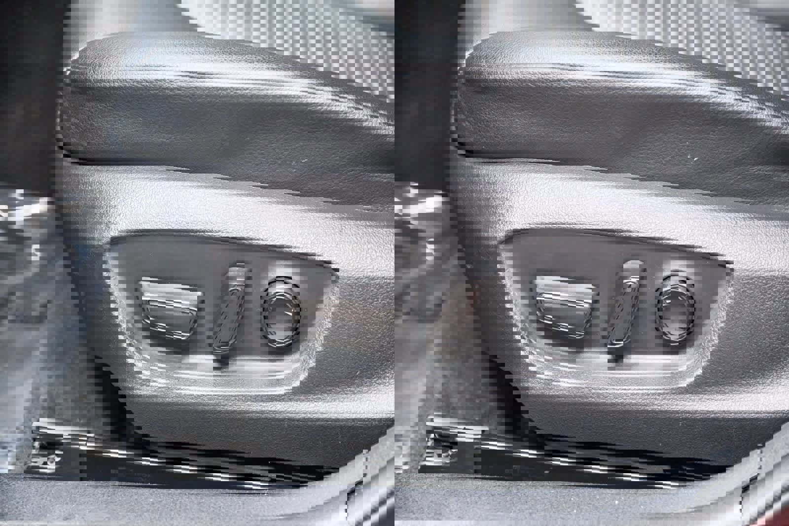 Used 2022 Toyota Camry SE image 24