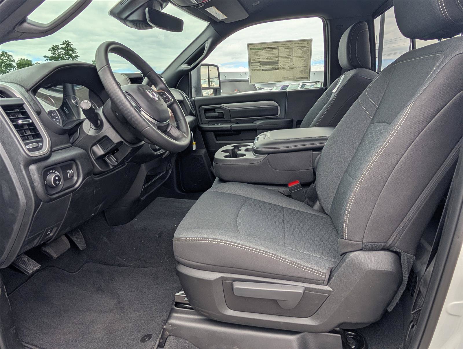 New 2026 RAM 3500 Tradesman AWD/4WD image 9
