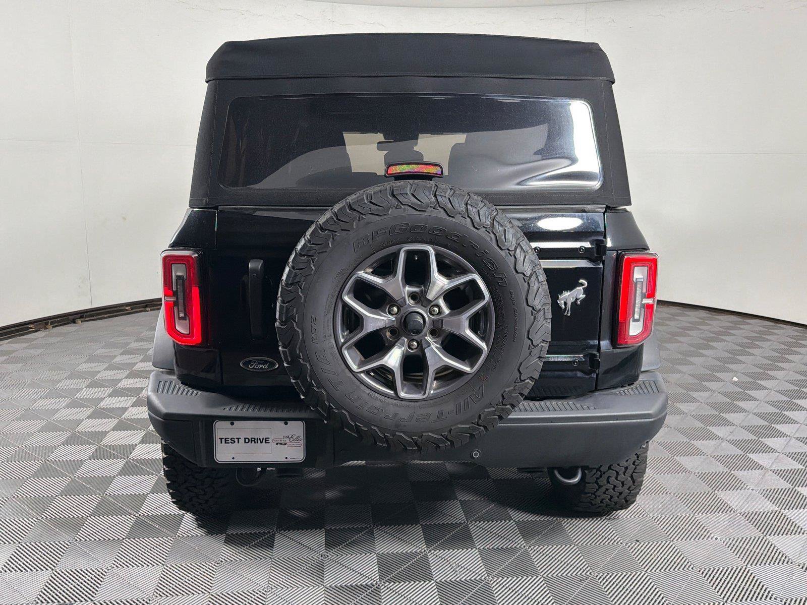 Used 2023 Ford Bronco Badlands AWD/4WD image 6