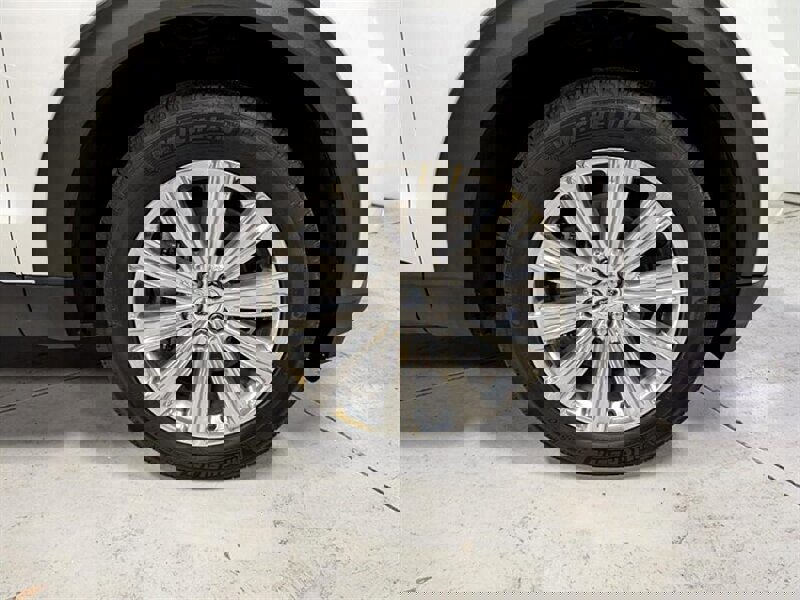 Used 2023 Ford Explorer Limited w/ Hybrid Equipment Group 310A image 12