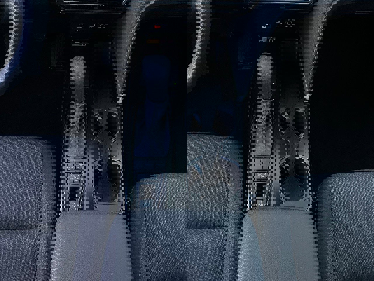 Used 2025 Toyota Camry LE image 14