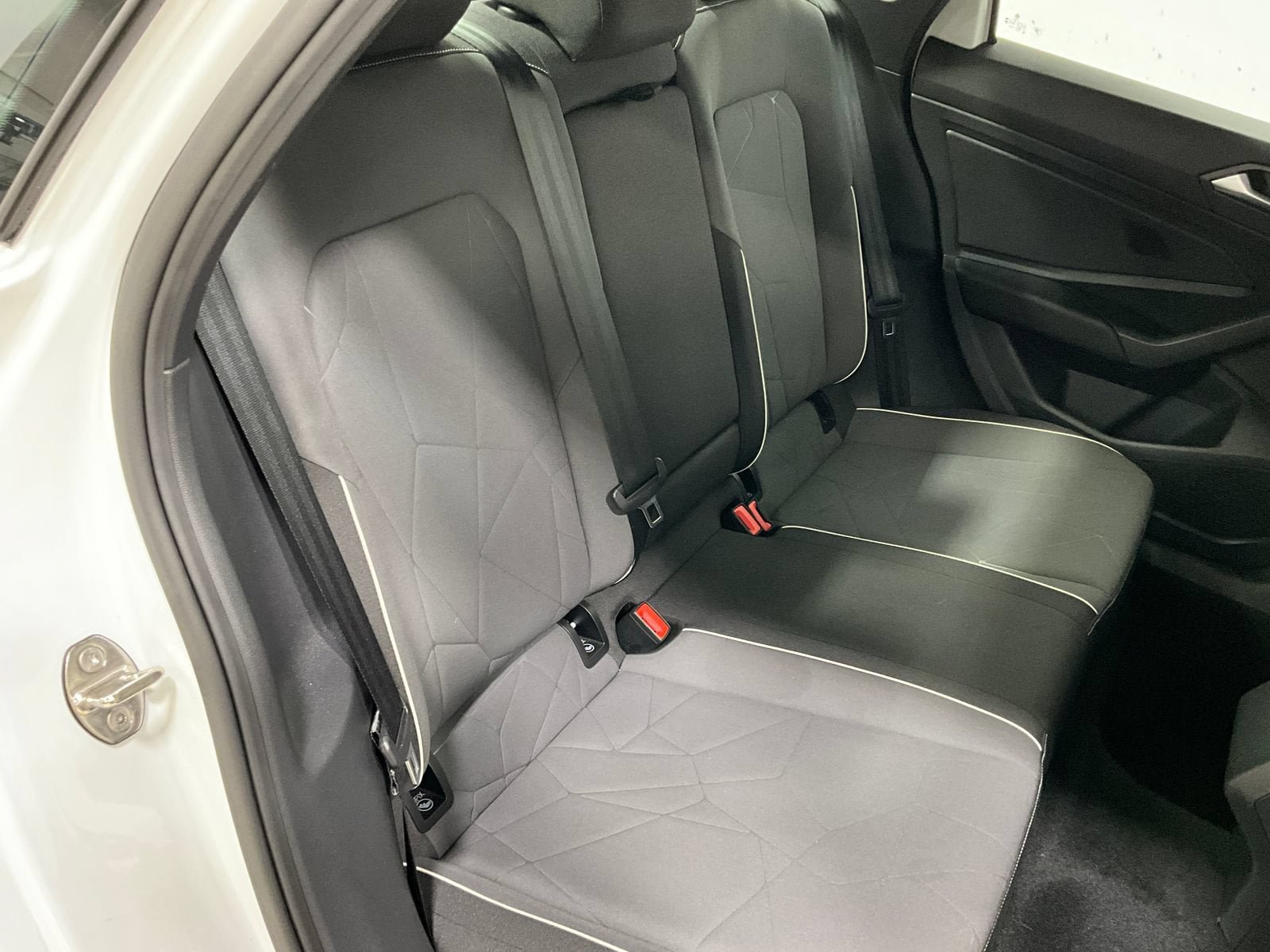 Used 2025 Volkswagen Jetta Sport FWD image 25