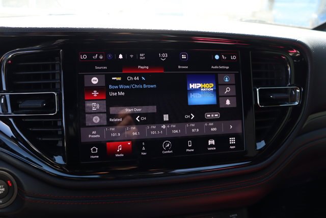 Used 2023 Dodge Durango GT image 13