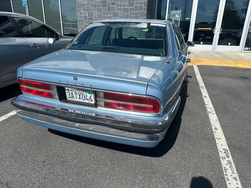 Used 1992 Buick Park Avenue FWD image 4