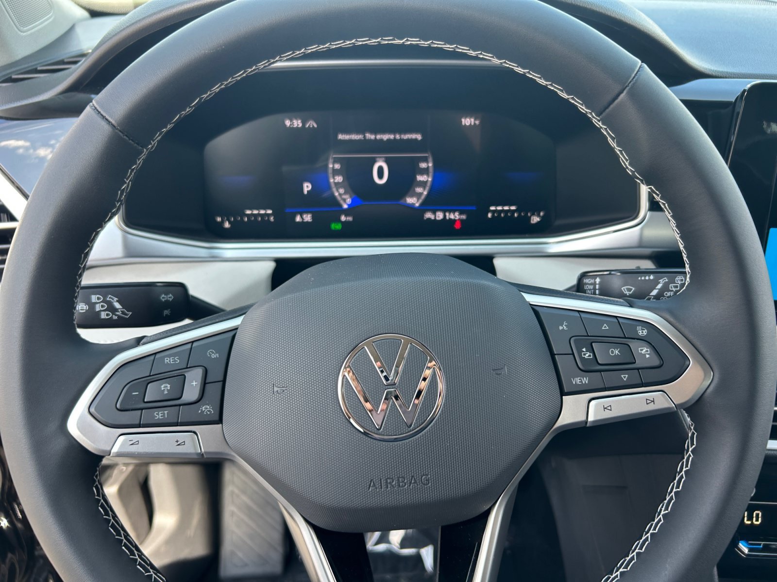 New 2026 Volkswagen Taos SE AWD/4WD image 9