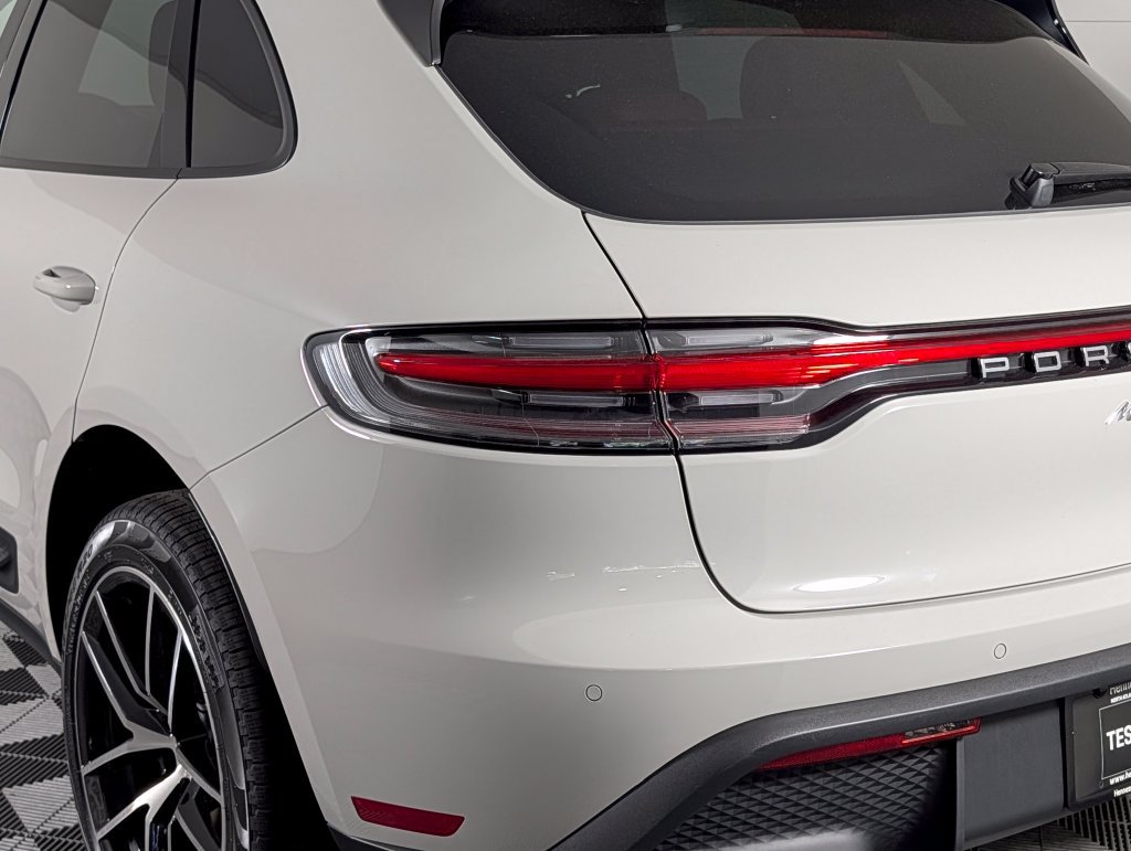 New 2026 Porsche Macan AWD/4WD image 16
