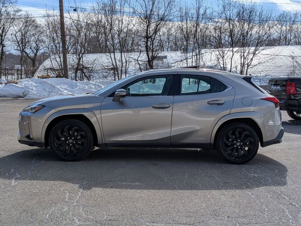 Used 2022 Lexus UX 250h 250h Base w/ Premium Package image 8