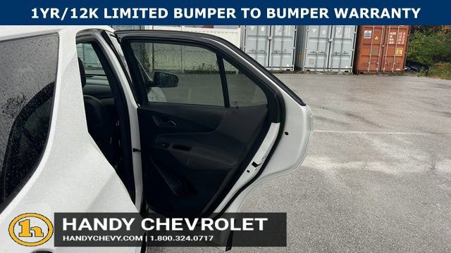Certified 2022 Chevrolet Equinox RS w/ LPO, Floor Liner Package AWD/4WD image 48