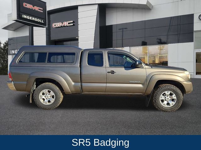 Used 2012 Toyota Tacoma 4x4 Access Cab image 10