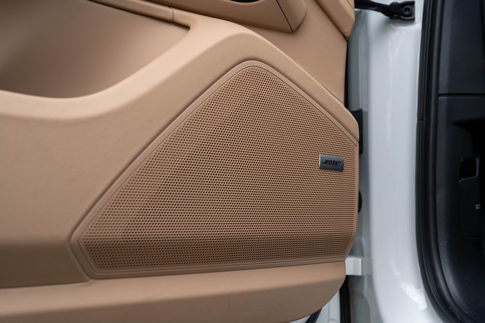 Certified 2024 Porsche Cayenne image 22