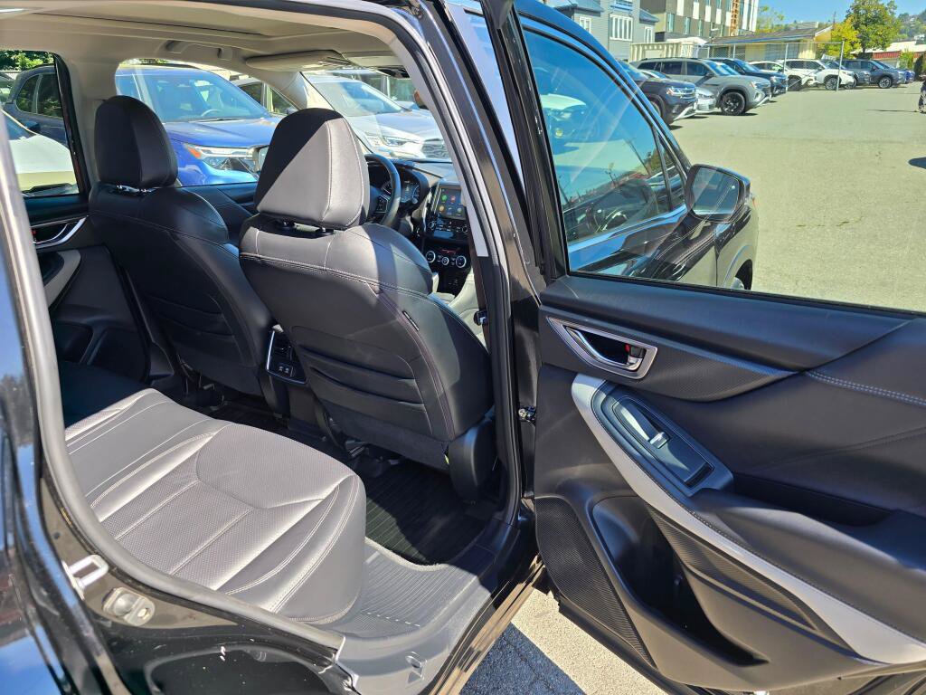 Certified 2023 Subaru Forester Limited AWD/4WD image 14