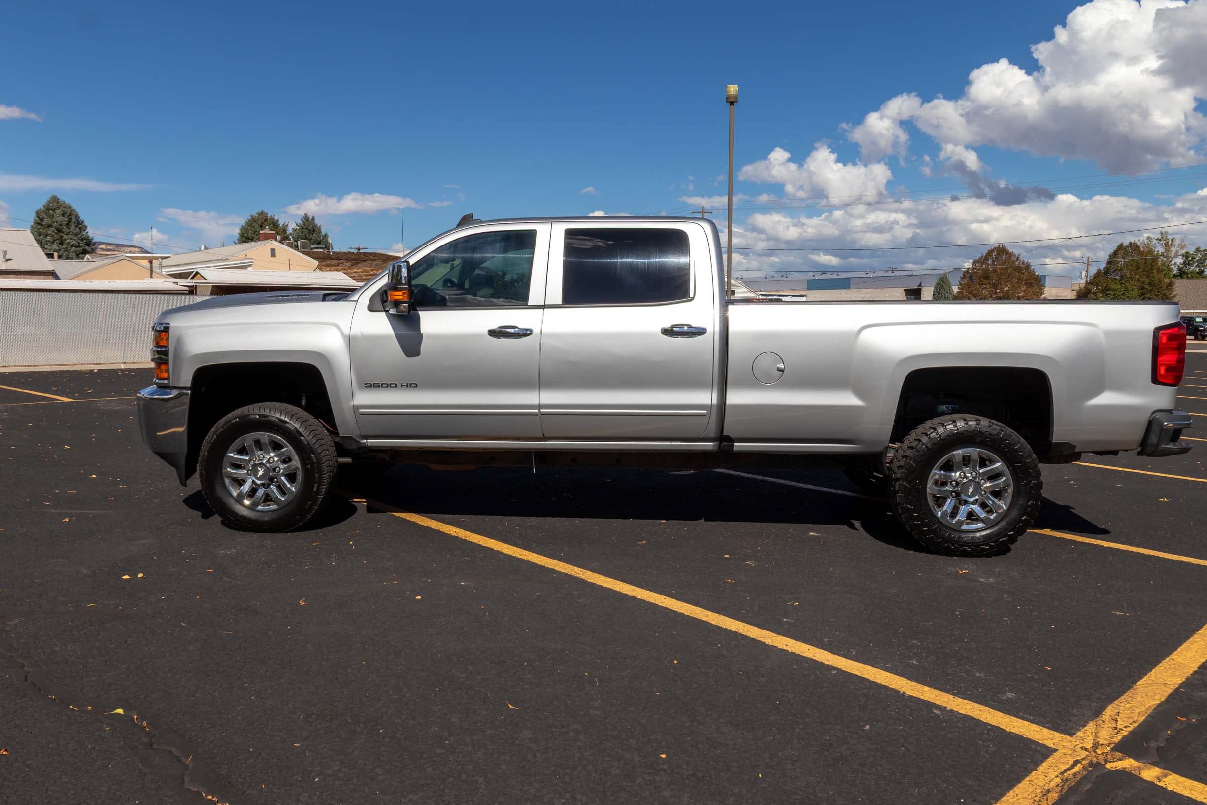 Used 2018 Chevrolet Silverado 3500 LT w/ LT Convenience Package AWD/4WD image 7