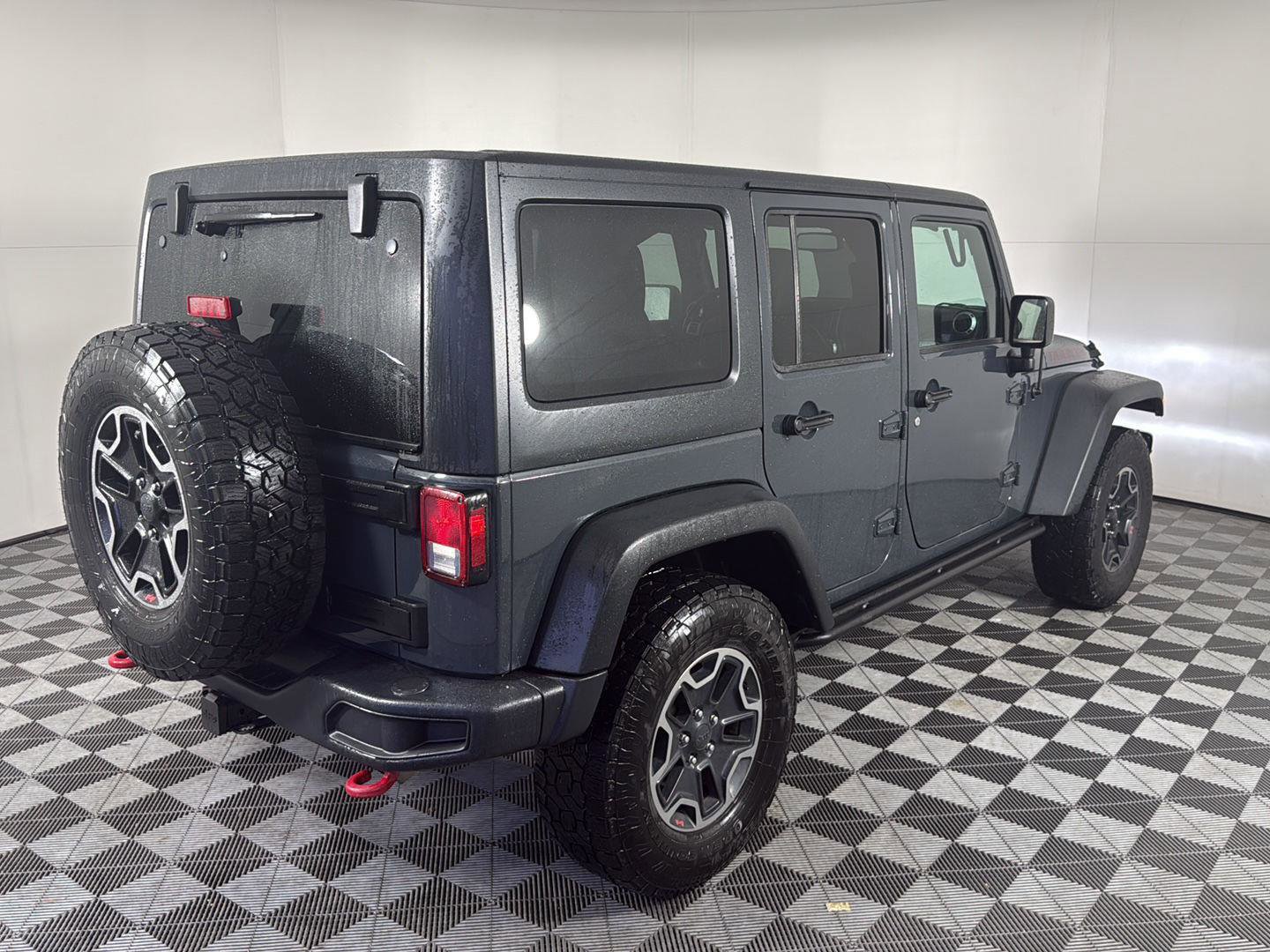Used 2017 Jeep Wrangler Unlimited Rubicon AWD/4WD image 4