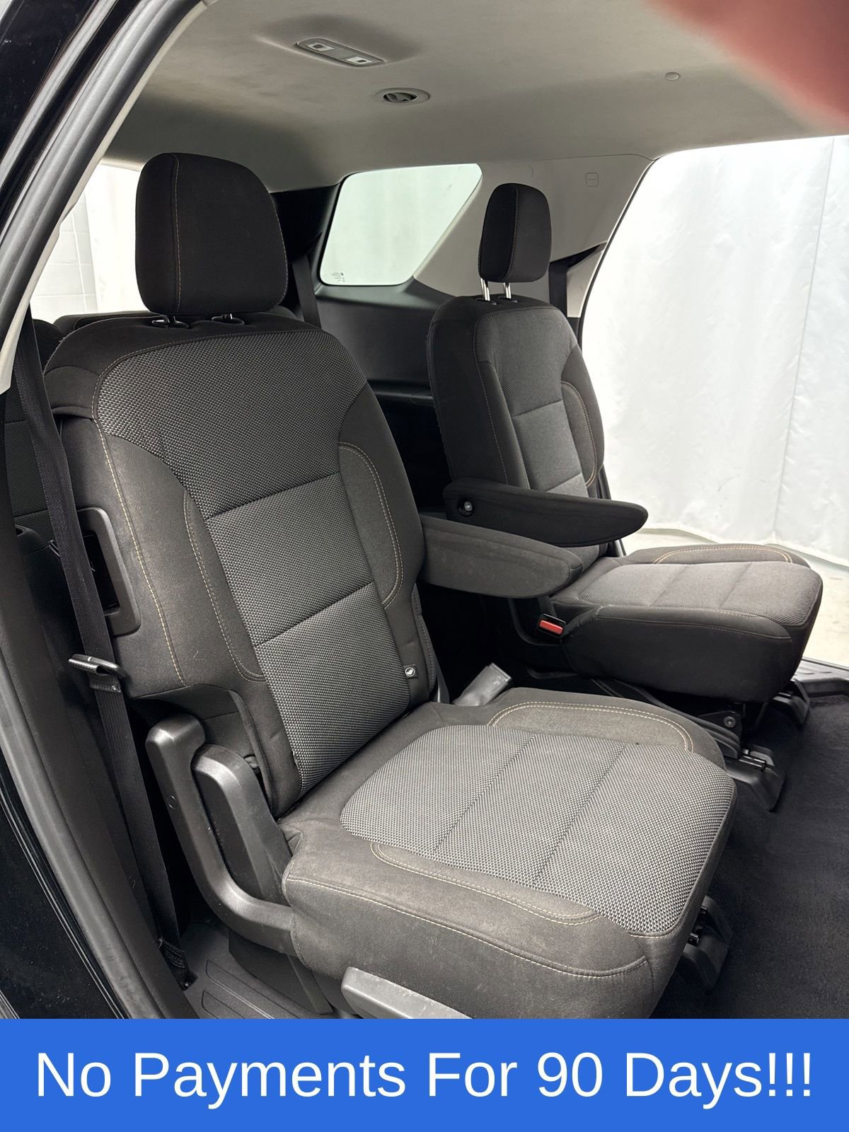 Used 2018 Chevrolet Traverse LT image 28