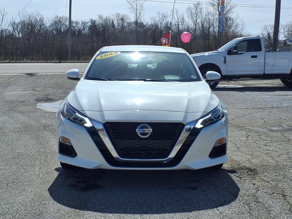 Used 2022 Nissan Altima 2.5 SV AWD/4WD image 2