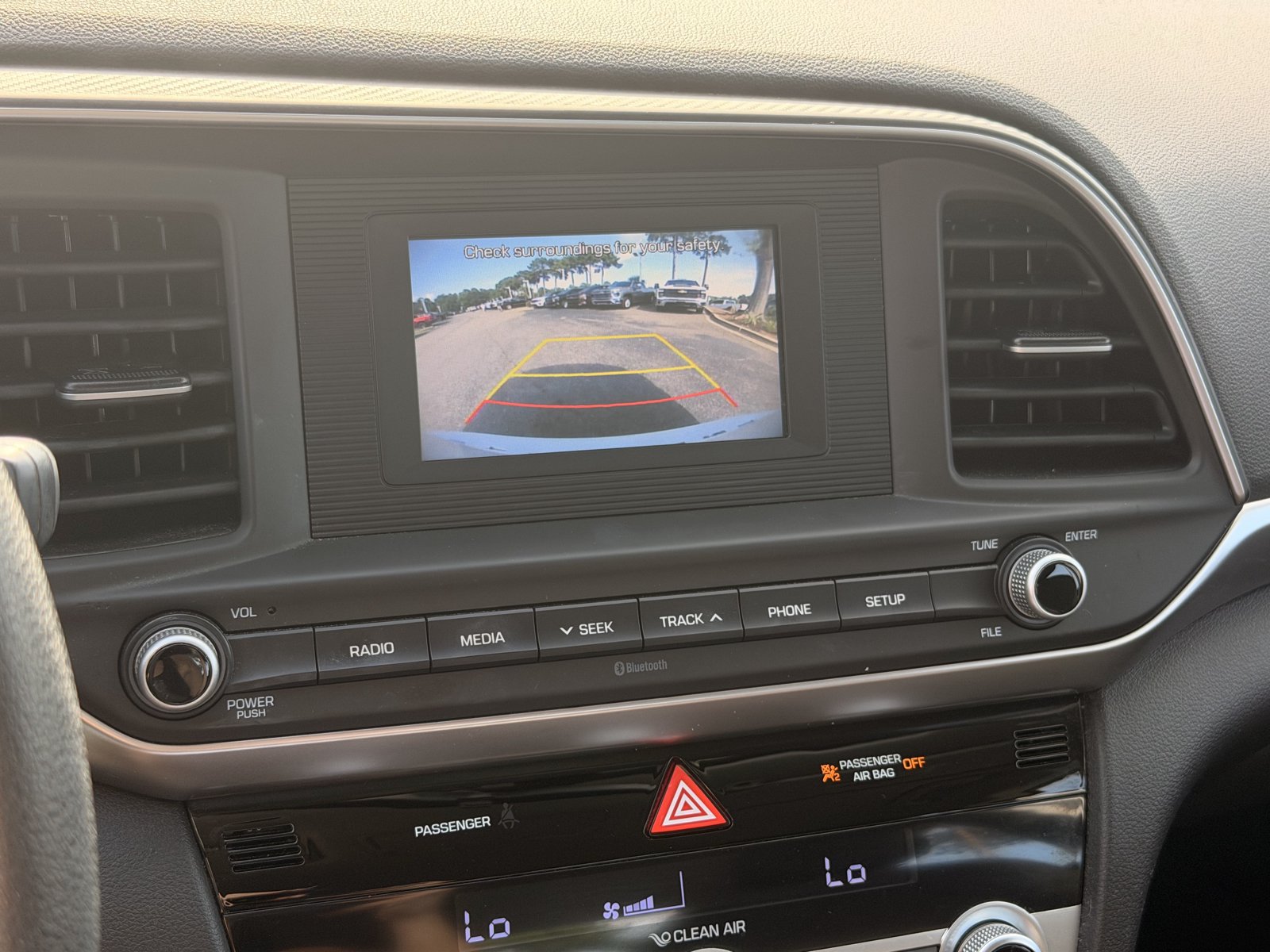 Used 2020 Hyundai Elantra SE w/ Cargo Package (C1) FWD image 25