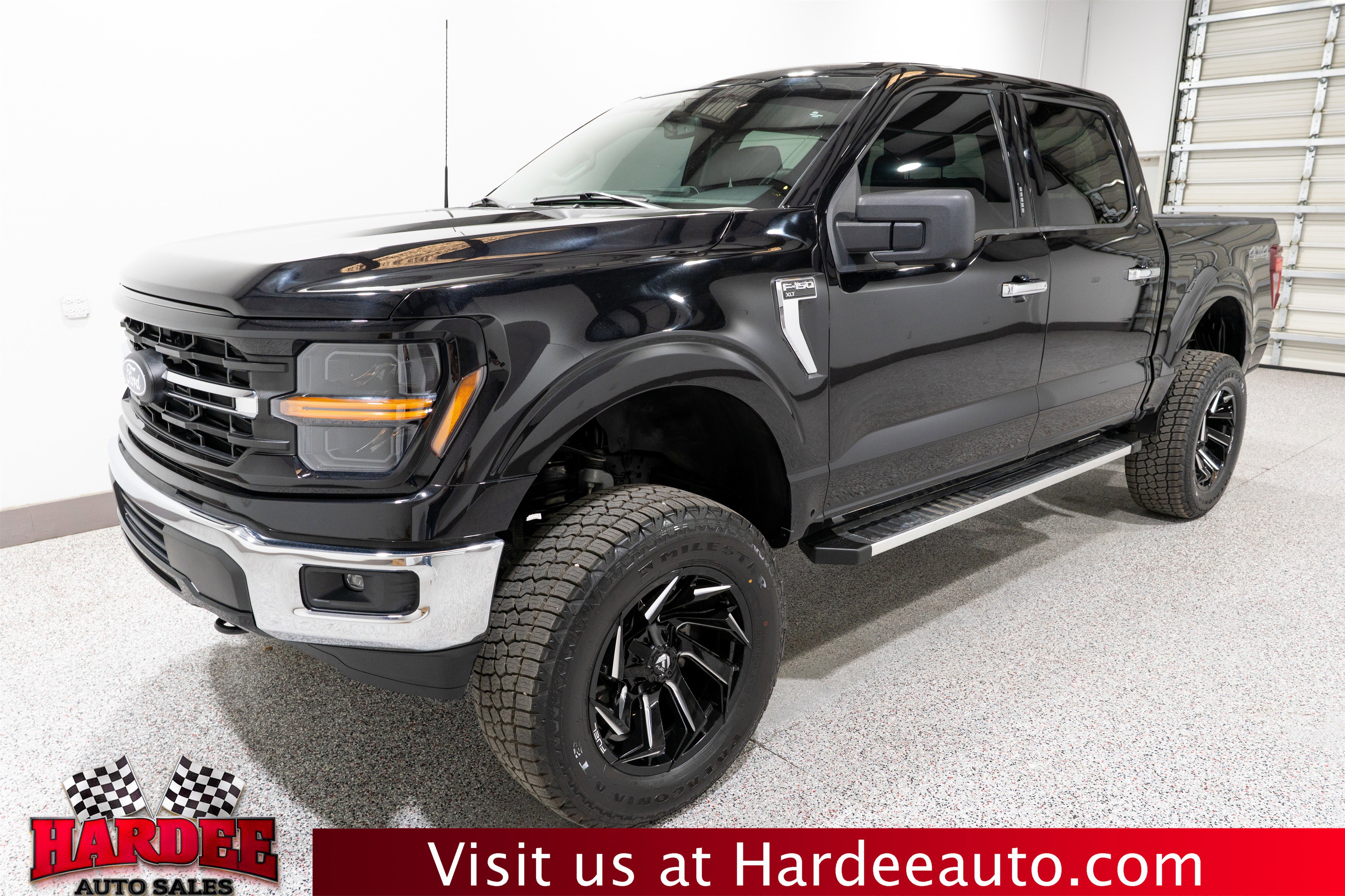 Used 2024 Ford F150 XLT image 2