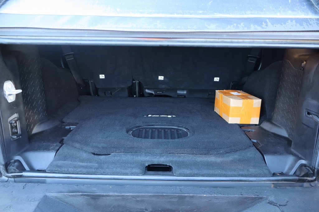 Used 2016 Jeep Wrangler Unlimited Sport image 19