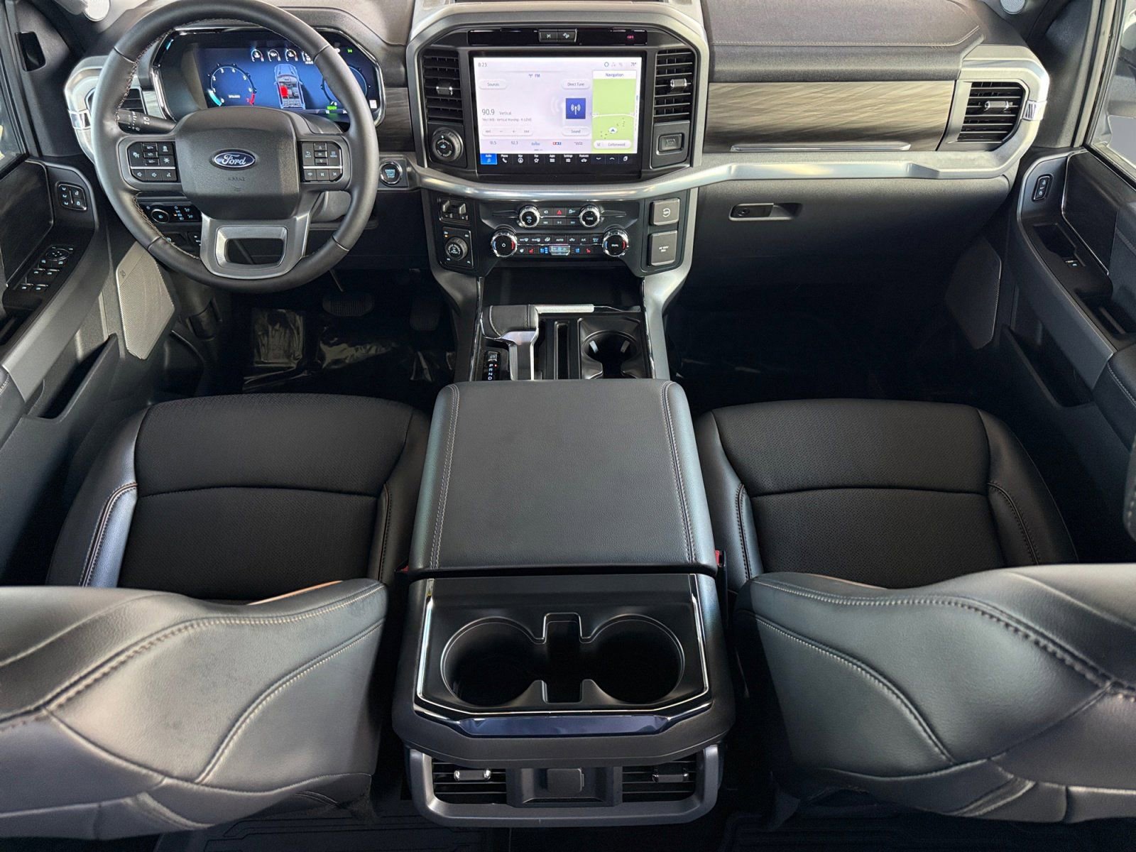 Used 2025 Ford F150 Lariat w/ Equipment Group 501A Mid image 14