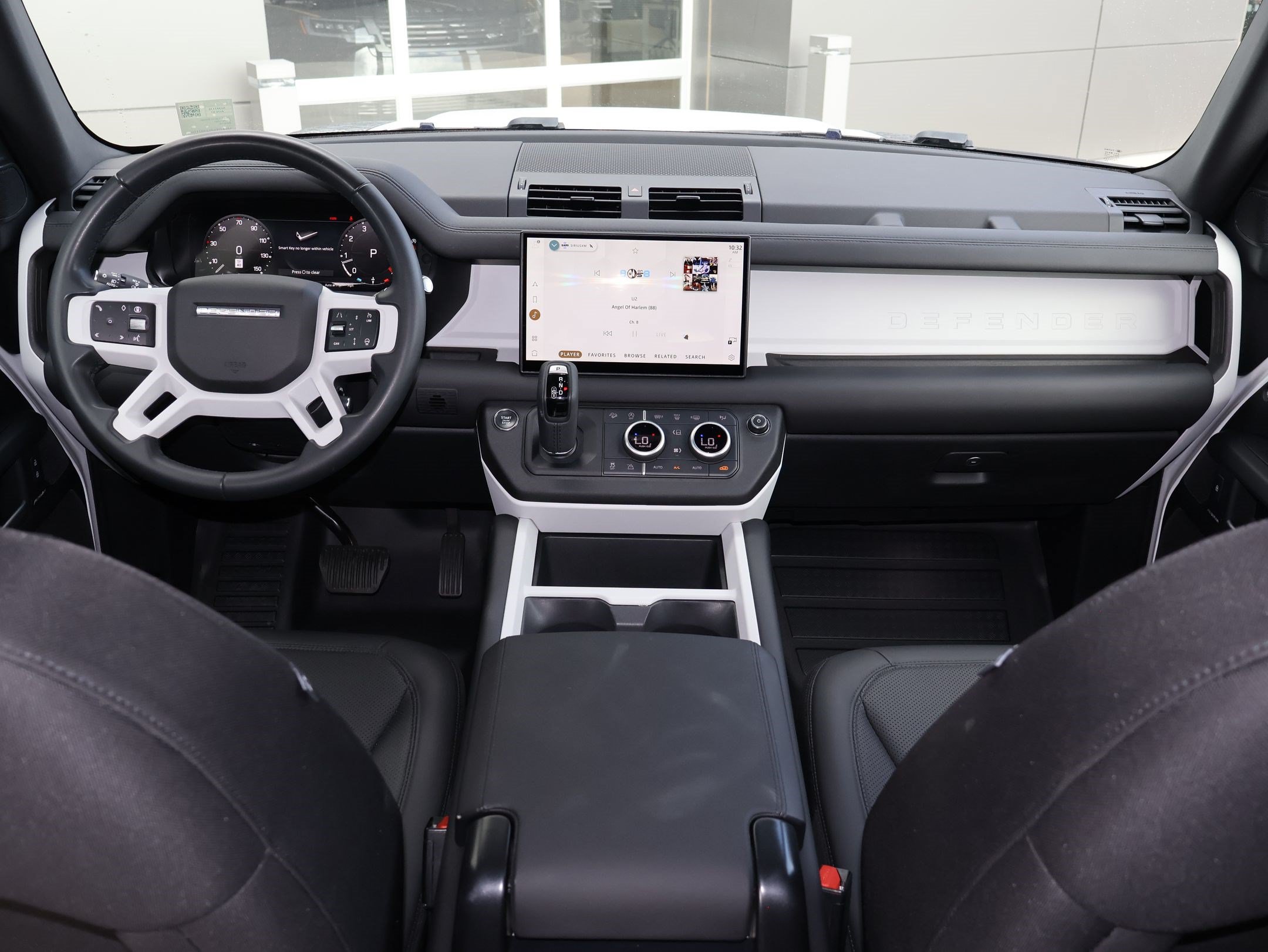 Used 2025 Land Rover Defender 110 S AWD/4WD image 30