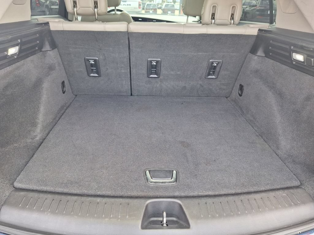 Used 2019 Cadillac XT4 Luxury FWD image 27