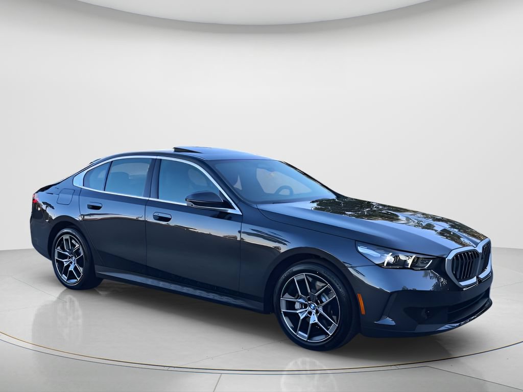 New 2026 BMW 530i w/ Premium Package RWD image 2
