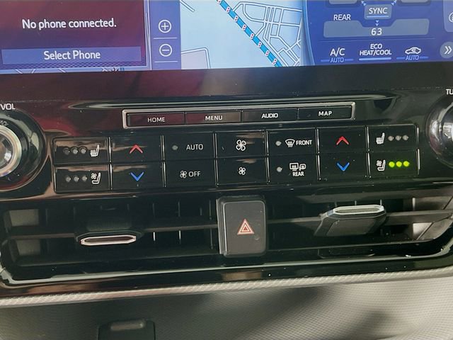 Used 2021 Toyota Highlander Platinum image 17