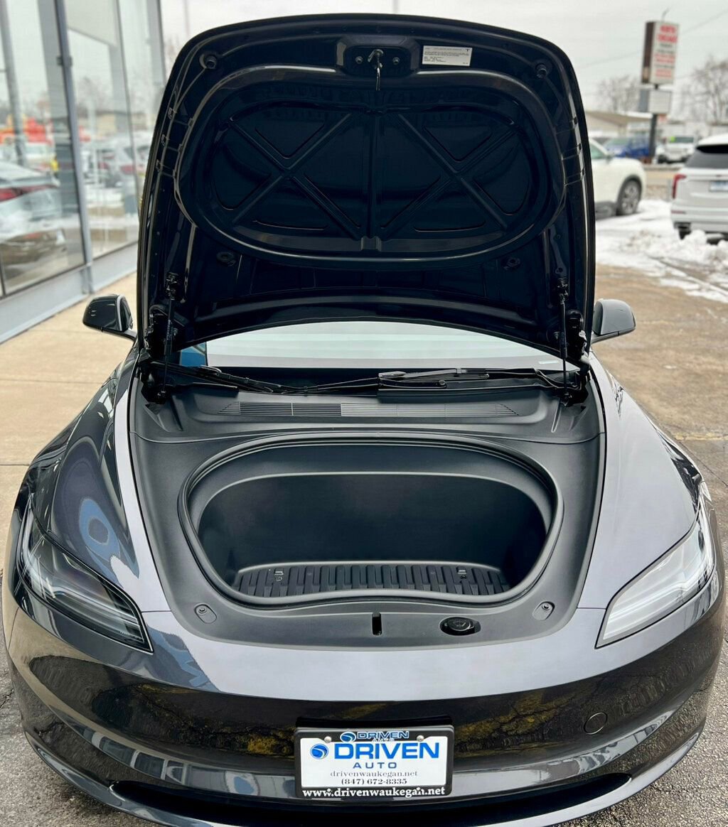 Used 2025 Tesla Model 3 Long Range image 11